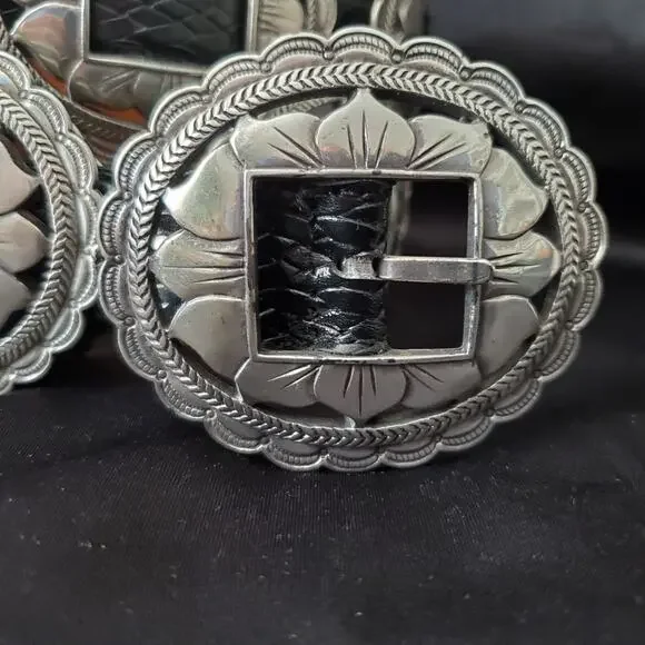 Vintage BRIGHTON 1993 Women's Black Leather Belt Silver Concho Sunflower 37" - Picture 4 of 9